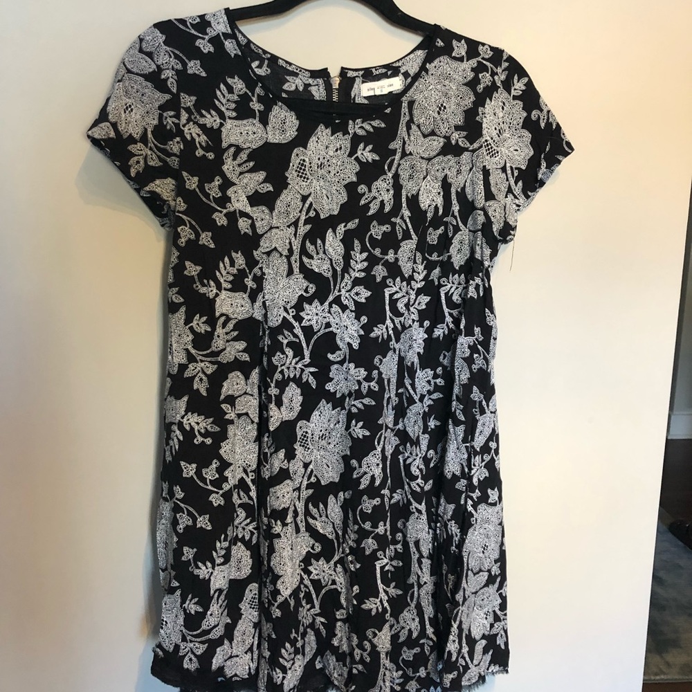 Urban outfitters flowy dress